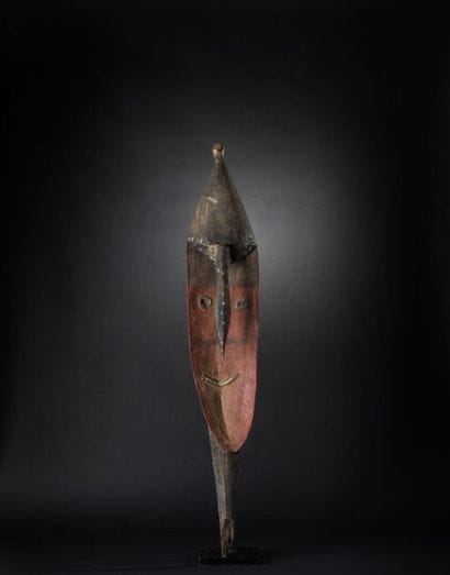 Yena FLOOR, Ancestral figure with a long...