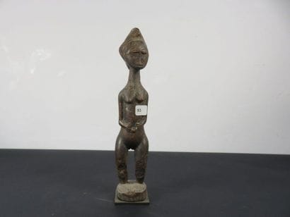 STATUETTE FEMININE. Bois. Côte d’Ivoire,...