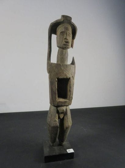 STATUETTE RELIQUAIRE. Bois Congo, Teke Haut....