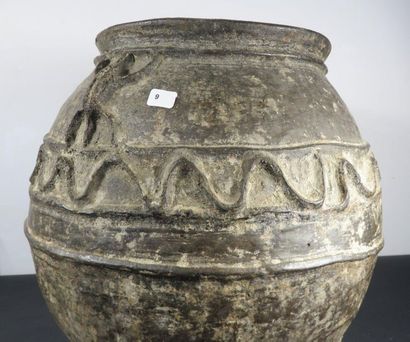 IMPORTANT JAR in terracotta in imitation...