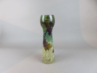 LEGRAS

Vase tubulaire à col bulbé en verre...