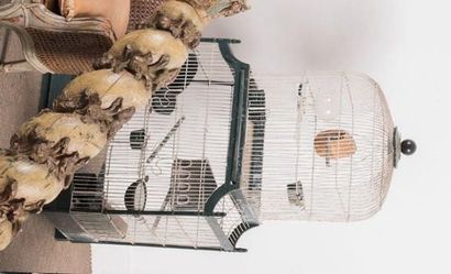 Cage à oiseaux en fils de métal laqué blanc...