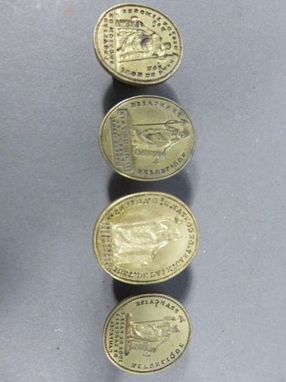 Quatre cachets à cire en laiton, de juge...
