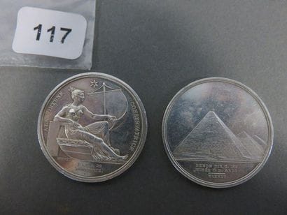 Deux médailles : -Médaille en argent par...