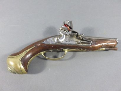 Petit pistolet à silex d’officier. Canon...