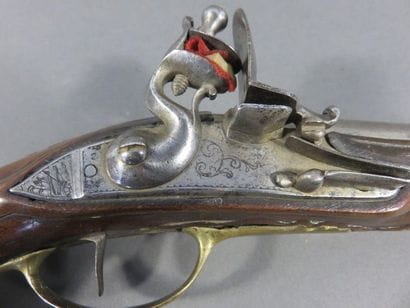Petit pistolet à silex d’officier. Canon...