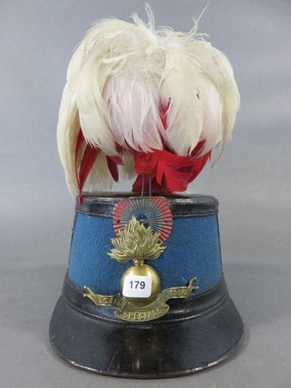 Shako d’élève officier de l’ESM Saint Cyr....