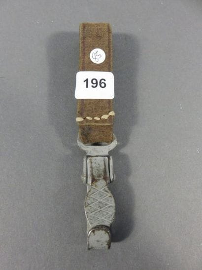 Allemagne Attache pour dague ou sabre allemand....