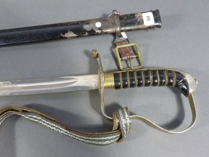 Sabre d’officier bavarois. Poignée vernis...