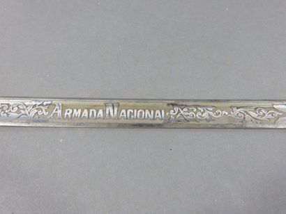 Lame de sabre d'officier de marine, à dos...