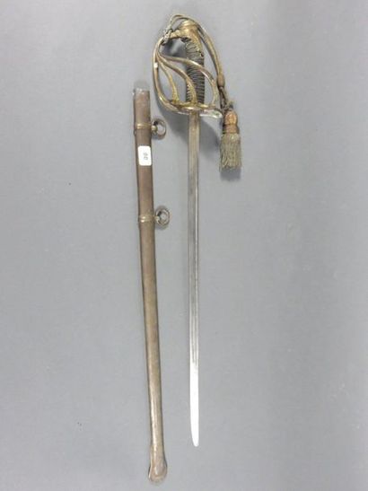 Sabre d’enfant au modèle des officiers de...
