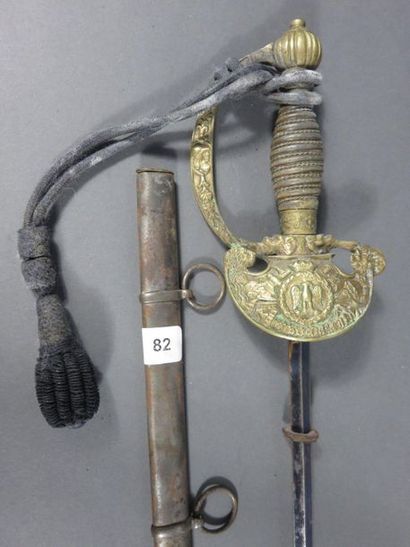 Epée d’enfant au modèle des officiers du...