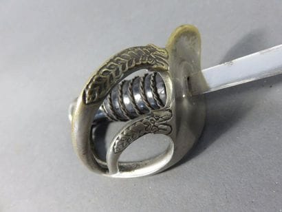 Sabre miniature modèle officier 1822. Poignée...
