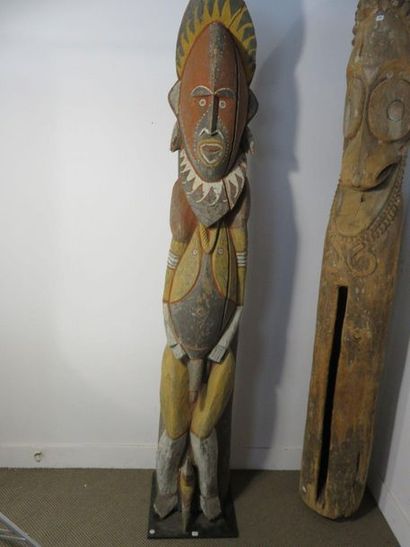 Figure d’ancêtre représentant un personnage...