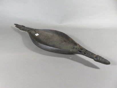 Coupe. Bois tendre. Longueur : 73 cm. Nouvelle...