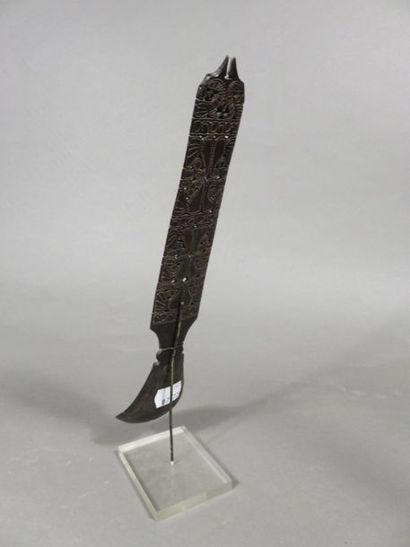 Atoni, cuillère à décor ajouré d’oiseaux...