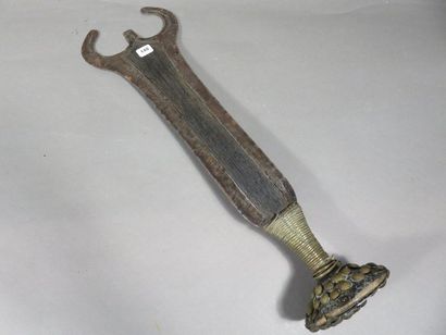 Couteau présentant sur la partie haute une...