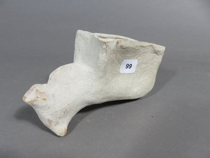Statuette représentant un bovidé. Terre cuite Longueur ;...