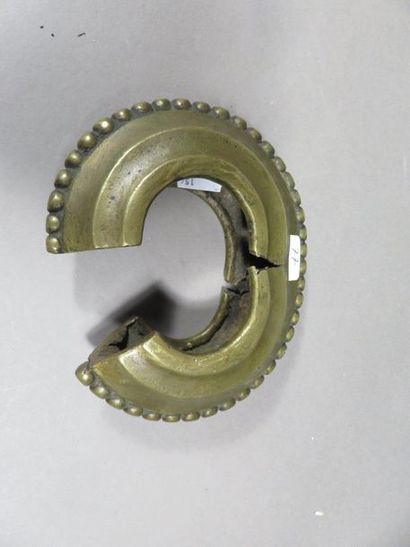 Lot : un ensemble de 12 paniers gigogne indonésien...