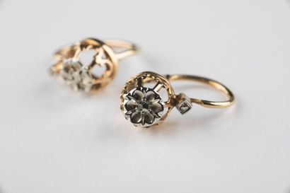 Paire de boucles d’oreilles dormeuses en...