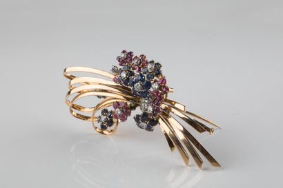 BOUCHERON

Broche gerbe en or jaune et platine,...