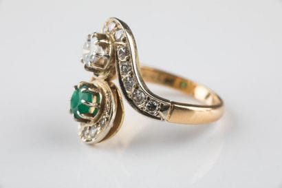 Bague en or jaune et gris, forme « toi et...