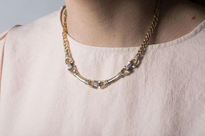 Collier en or jaune, maille anglaise, ornée...