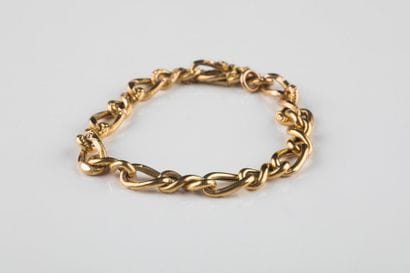 Bracelet maille creuse fantaisie au décor...