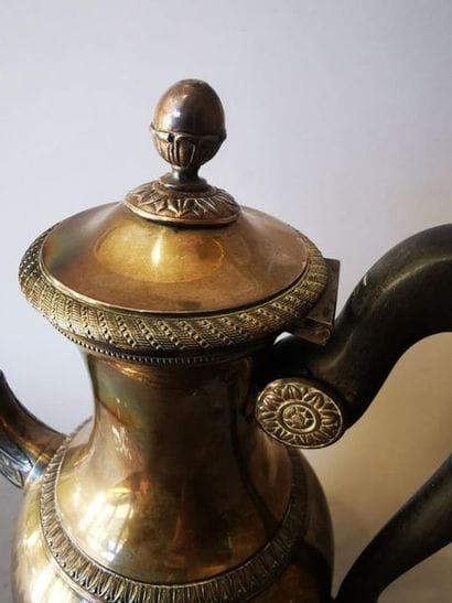 CAFETIERE en argent. PARIS OU PROVINCE, orfèvre...