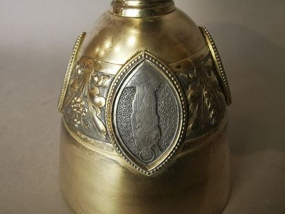 CALICE ET PATENE en argent et argent doré....