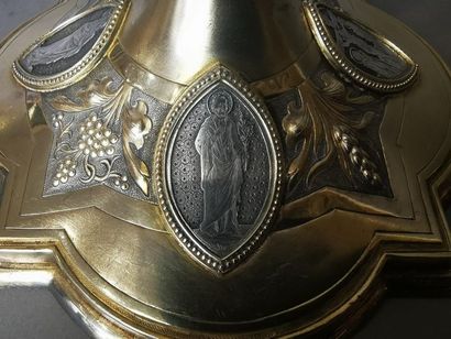 CALICE ET PATENE en argent et argent doré....