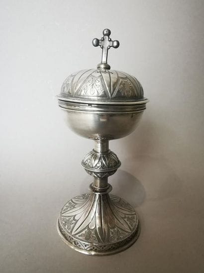 CIBOIRE en argent. PARIS, FAVIER, ap. 1838...