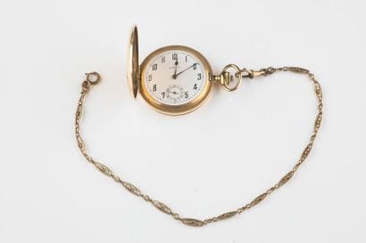 Montre de poche savonnette UNIC, en or 750...