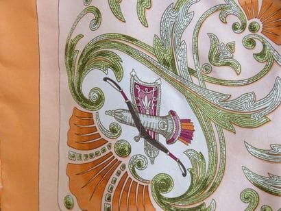 HERMES Paris Made in France

Carré en soie...