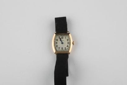 Montre bracelet LONGINES, en or 750 millièmes,...
