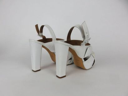 HERMES

Paire de sandales attraction Hermès...