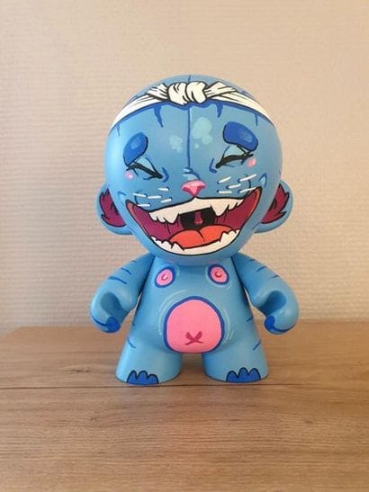 SYRK - Figurine Munny, customisé, spray et...
