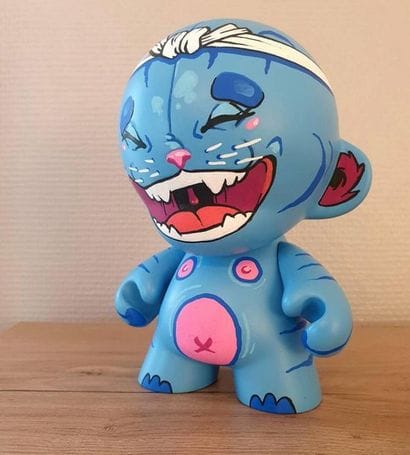 SYRK - Figurine Munny, customisé, spray et...