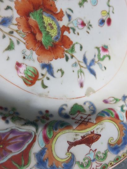 CHINE, Compagnie des Indes 

Assiette en...