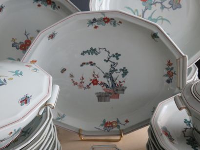 LIMOGES L. Bernardaud et Cie 

Service en...