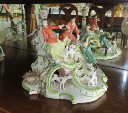 NYMPHENBURG 

Ensemble ornemental en porcelaine...