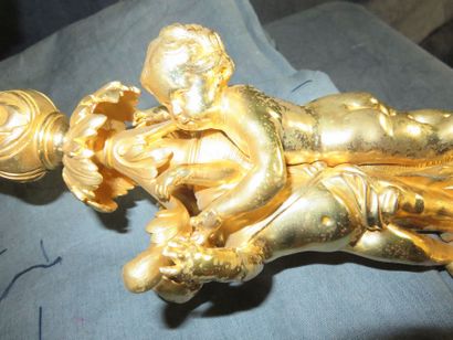 Paire d’importants candélabres en bronze...