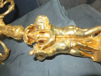Paire d’importants candélabres en bronze...