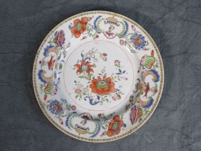 CHINE, Compagnie des Indes 

Assiette en...