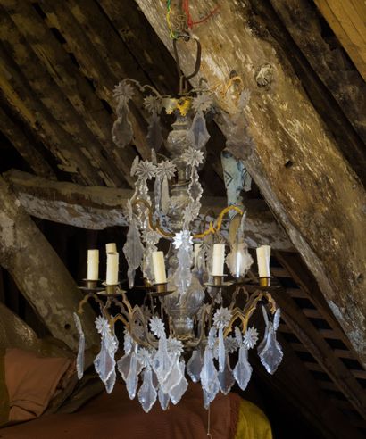 Lustre à dix bras de lumière en bronze, verre...