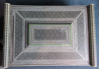 SYRIE

Boite à couture en marqueterie géométrique...