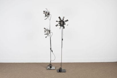 Circa 1970 

2 lampadaires avec fleurs en...
