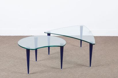 Travail contemporain 

2 tables basses en...