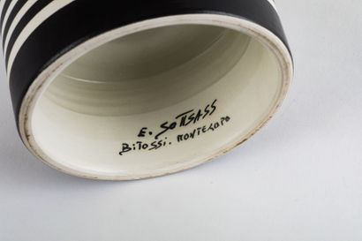 Ettore SOTTSASS 

Calice. 

Vase en céramique...