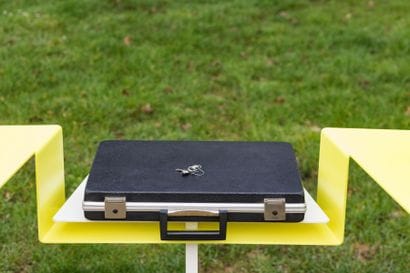Jean Pierre RAYNAUD 

Attaché-case 1974....